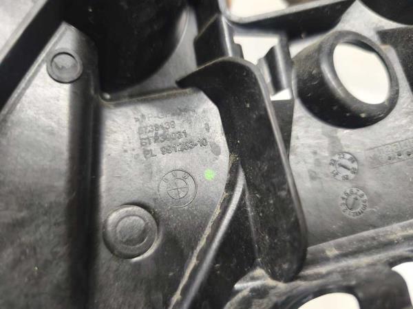 GLICIERE PARE CHOC ARRIERE GAUCHE BMW - Vue 2